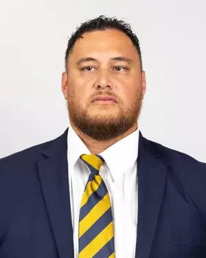 July 31, 2025; Berkeley, CA, USA; Cal Football Headshots at Memorial Stadium. Famika Anae (Photo credit: Al Sermeno/KLC fotos)